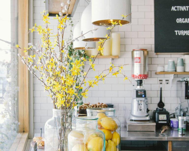 転職サイトの前に、自分を好きになる行動を。